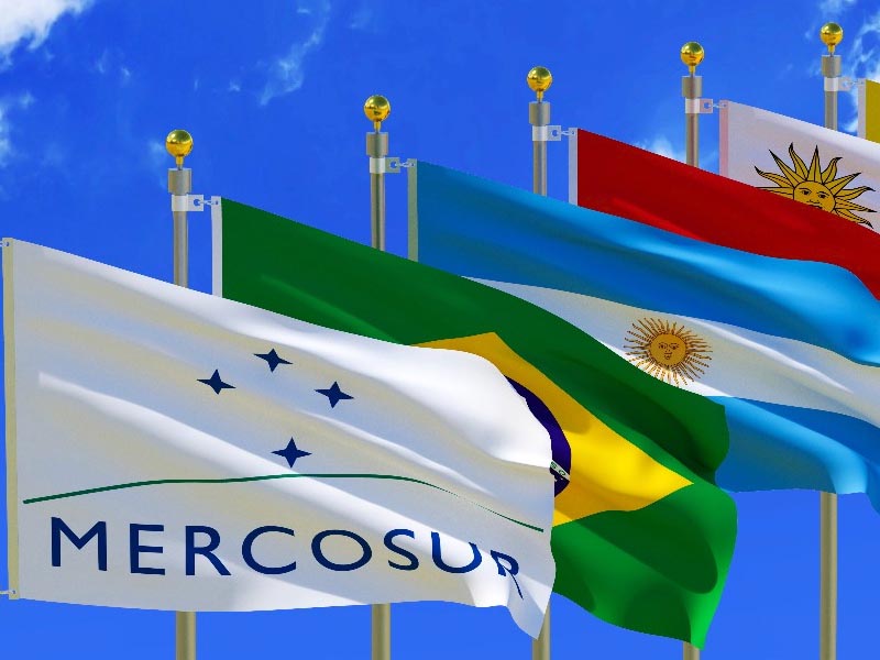 Moeda única para o Mercosul. Será que agora vai?
