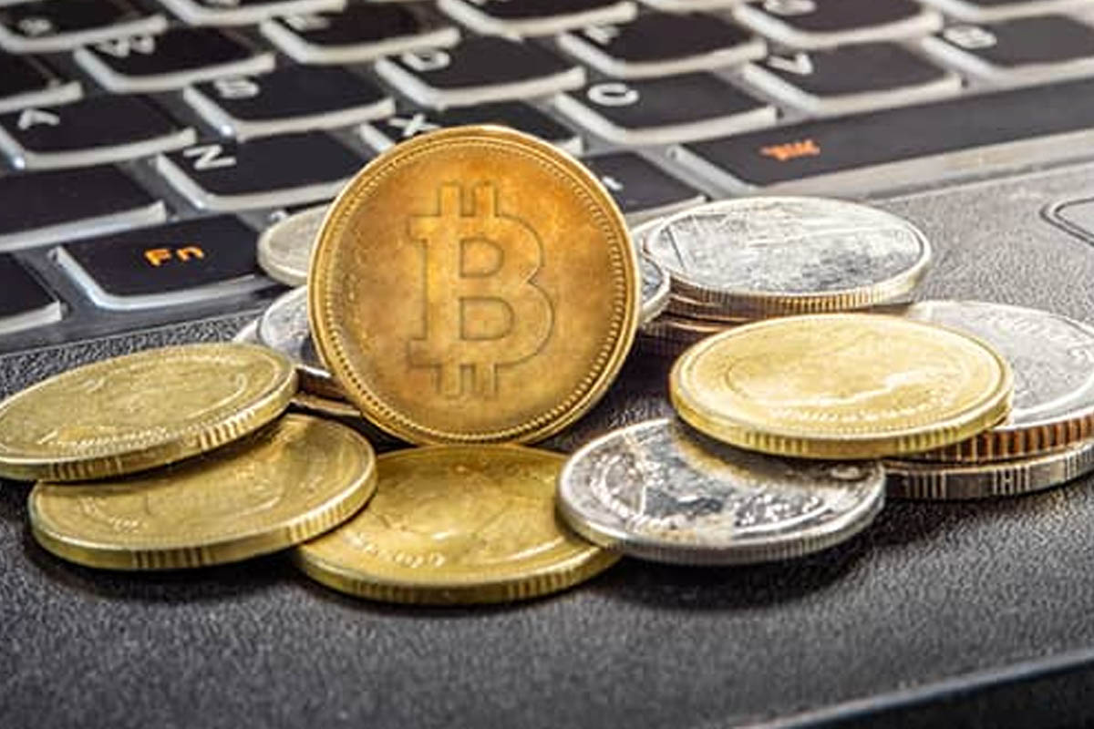 Bitcoin se aproxima dos US$ 107 mil após ação executiva de Trump